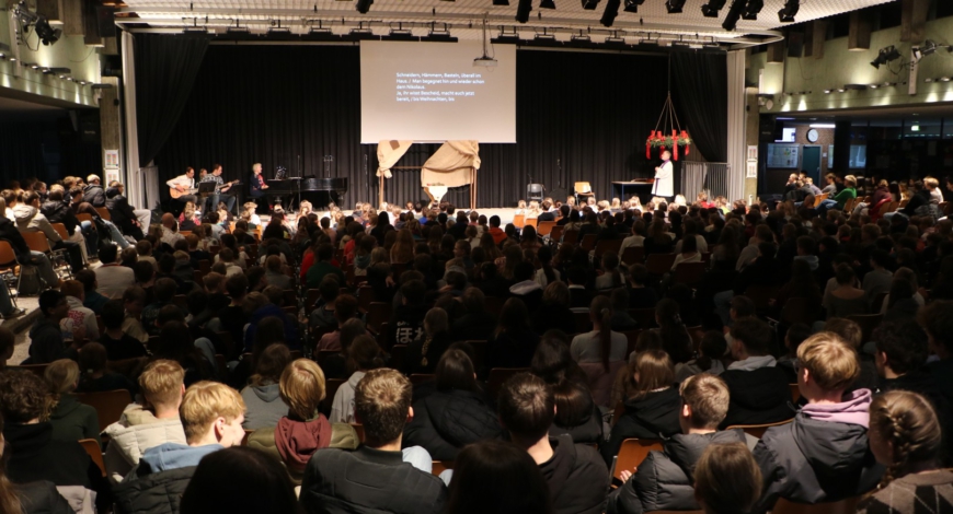 Vorweihnachtlicher Gottesdienst am letzten Schultag